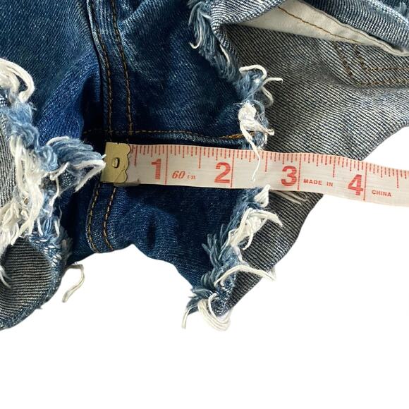 LEVI’S 501 High Rise Cut Off Denim Jean Shorty Shorts SZ 26 Festival Daisy Dukes - Picture 6 of 7